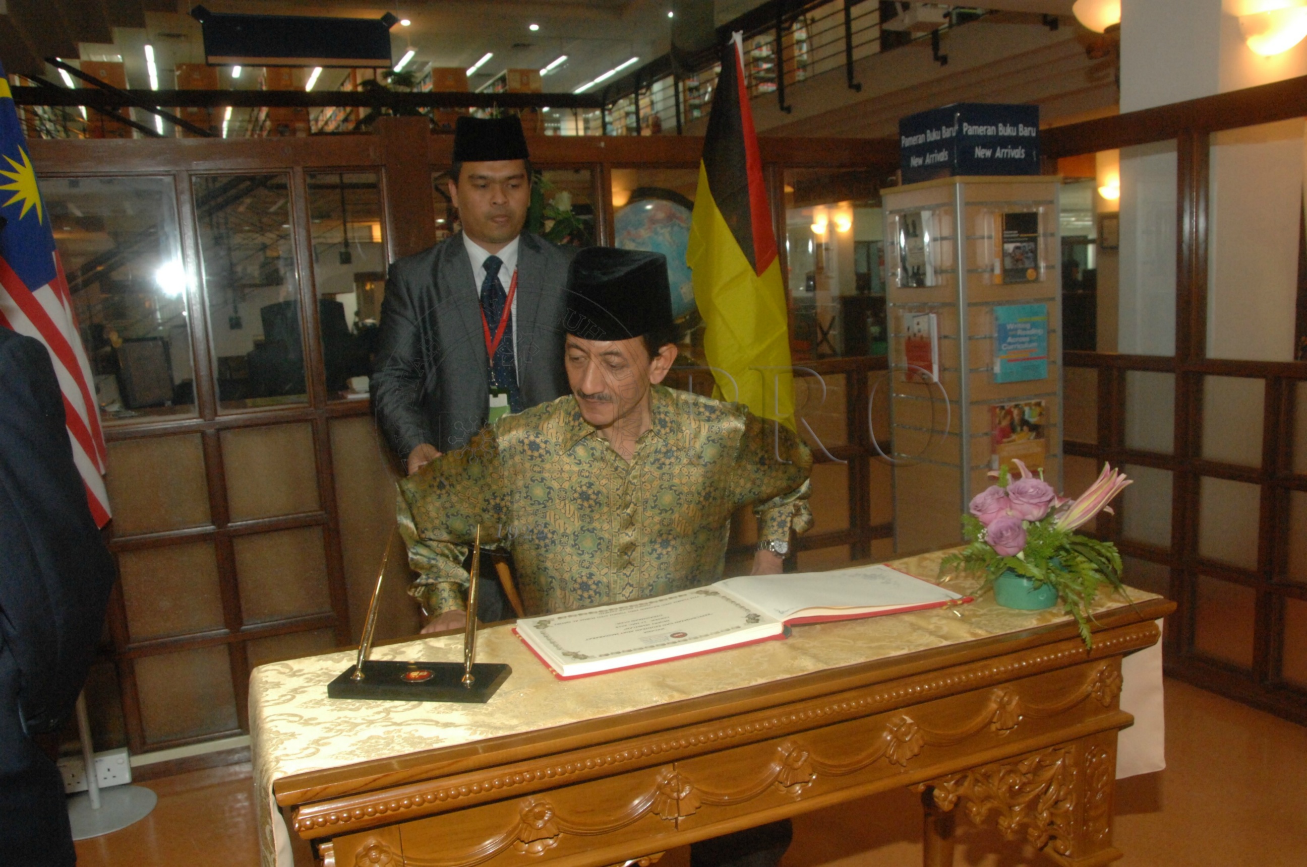 PRO 14 33 WACANA FBA 0064